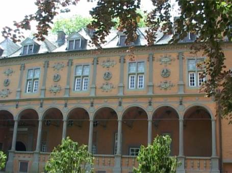 Mönchengladbach : Schloss Rheydt, Herrenhaus, Arkaden